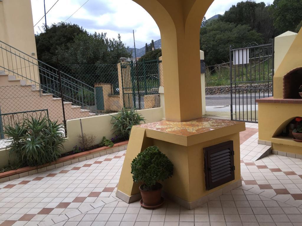B&B Casa Del Sole Cala Gonone Exterior photo