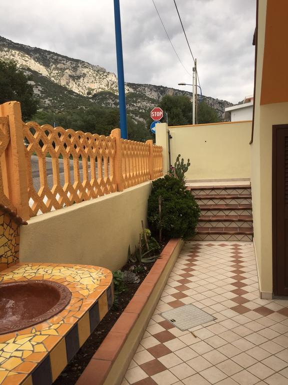 B&B Casa Del Sole Cala Gonone Exterior photo
