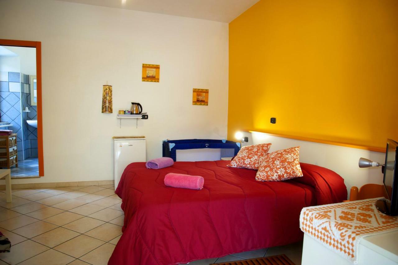 B&B Casa Del Sole Cala Gonone Exterior photo